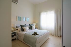 Myra Seafront Suites with Lov