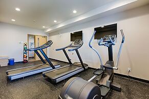 Microtel by Wyndham Casselman