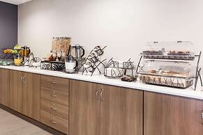 Microtel by Wyndham Casselman