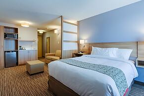 Microtel by Wyndham Casselman