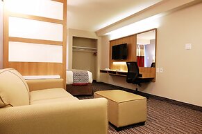 Microtel by Wyndham Casselman