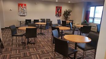 Microtel by Wyndham Casselman