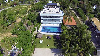 Bohol South Beach Hotel