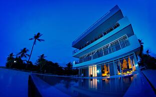 Bohol South Beach Hotel