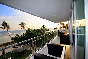 Bohol South Beach Hotel