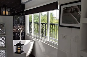 Bohol South Beach Hotel