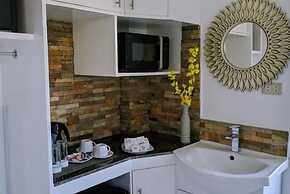 Bohol South Beach Hotel