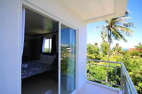 Bohol South Beach Hotel