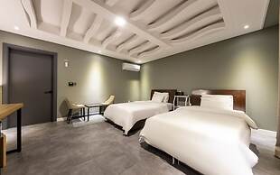 Hotel New Evergreen