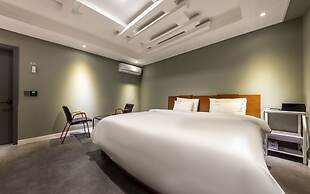 Hotel New Evergreen