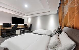 Hotel New Evergreen