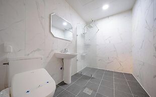 Hotel New Evergreen