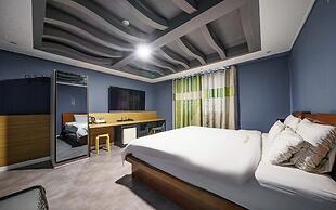 Hotel New Evergreen