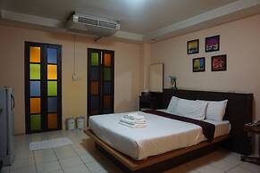 Bangkok Travel Suites