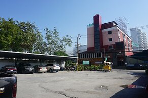 Bangkok Travel Suites