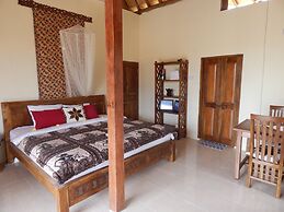 Alamanda Family Villas & Pool