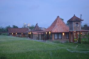 Alamanda Family Villas & Pool