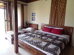 Alamanda Family Villas & Pool