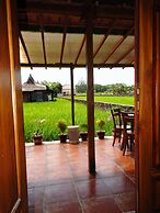 Alamanda Family Villas & Pool