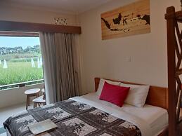 Alamanda Family Villas & Pool