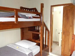 Alamanda Family Villas & Pool