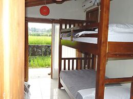 Alamanda Family Villas & Pool