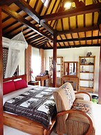 Alamanda Family Villas & Pool