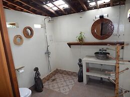 Alamanda Family Villas & Pool