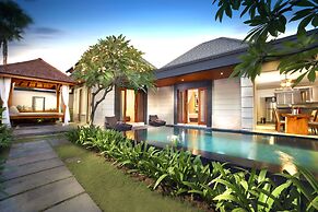 The Banyumas Suite Villa Legian