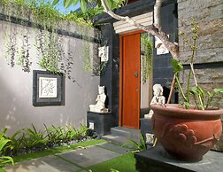 The Banyumas Suite Villa Legian