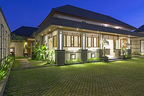 The Banyumas Suite Villa Legian