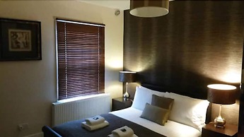 Aviva Studio Apartments