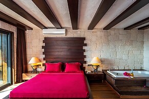 Manaspark Deluxe Hotel