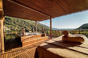 Manaspark Deluxe Hotel