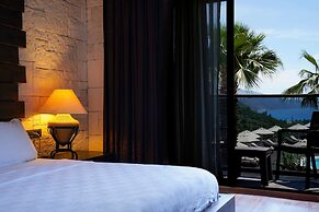 Manaspark Deluxe Hotel