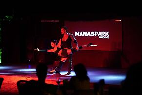 Manaspark Deluxe Hotel