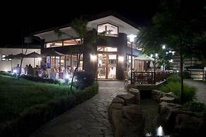 Emerald Beach Resort & SPA