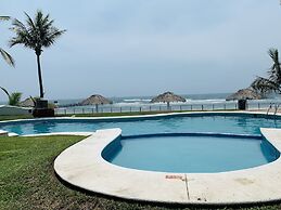 Hotel Playa Caracol