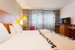 C Suites