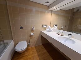 C Suites