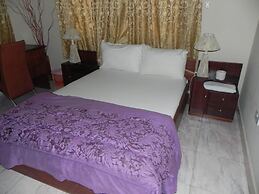 Oriental Hotel North Legon