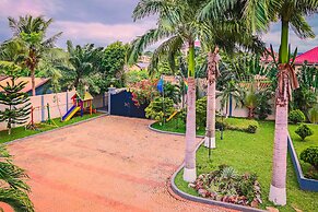 Oriental Hotel North Legon
