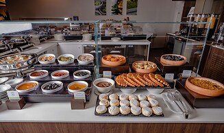 DoubleTree by Hilton Hotel Yerevan City Centre