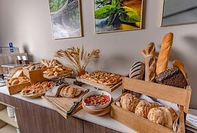 DoubleTree by Hilton Hotel Yerevan City Centre