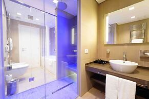 DoubleTree by Hilton Hotel Yerevan City Centre