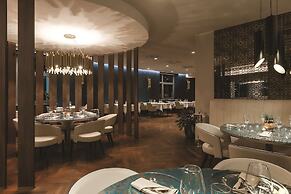 DoubleTree by Hilton Hotel Yerevan City Centre