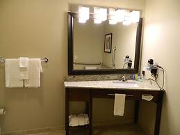 Brookstone Lodge & Suites