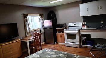 Overlook Inn & Cabins