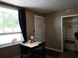 Overlook Inn & Cabins