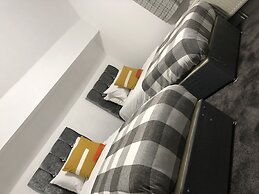Ashfield Hotel